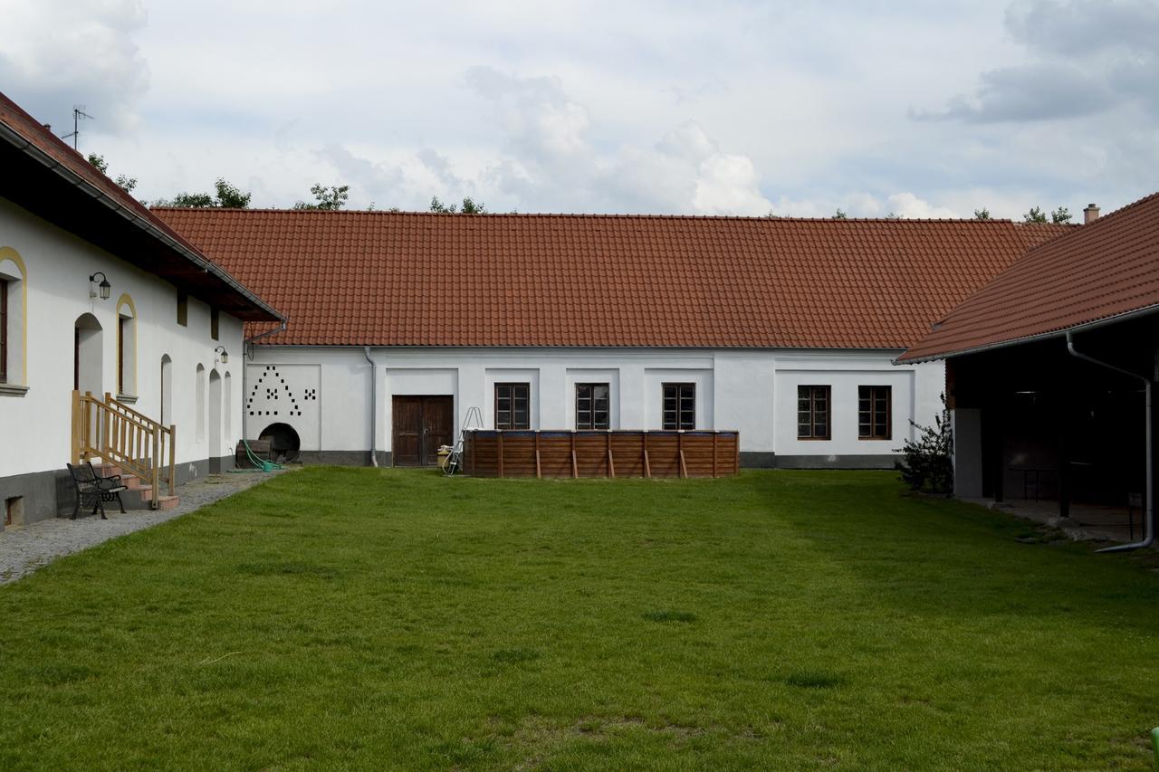 Blazkuv Statek Malsice Exterior foto